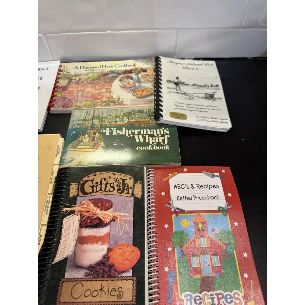 Lot of 9‎ Community Cookbooks